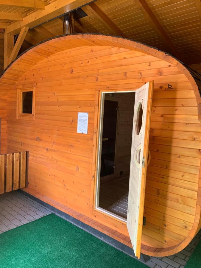 Готель Ranc Pod Babicou Bojna Екстер'єр фото